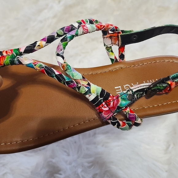 Rampage Women's Tropical Thong Sandals Size 8M - Picture 16 of 17